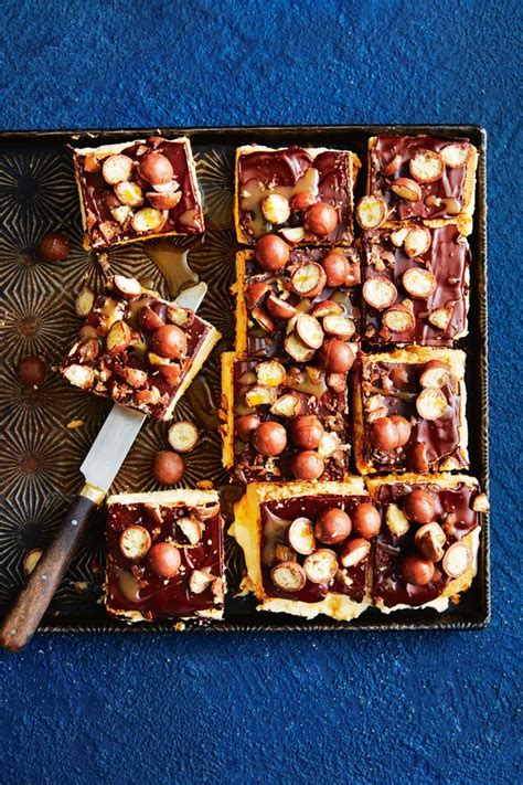 The malted milk is a type of biscuit, first produced by elkes biscuits of uttoxeter (now owned by fox's biscuits) in 1924. Maltesers custard slice | Recipe in 2020 | Malted milk ...