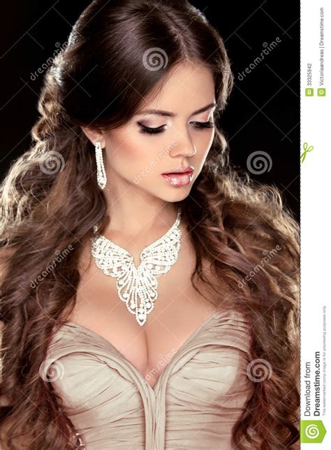 Brown hair is as natural and simple as it's sophisticated and sensational. Jewelry. Beauty Woman With Very Long Healthy And Shiny ...