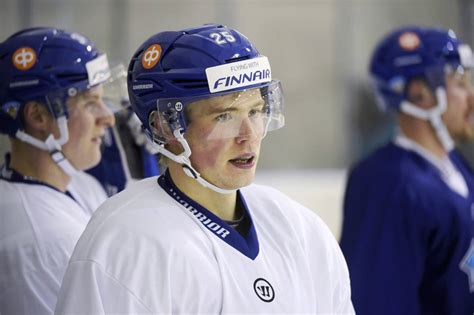 Complete player biography and stats. Ysärilapset täydellä vauhdilla Leijonapaitaan | Yle ...