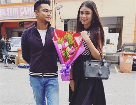 Sisi selebriti perempuan kaki panjang merupakan pilihan syafiq kyle ? "Dia Teman Istimewa Saya, Ramai Sudah Tahu & Pernah Nampak ...