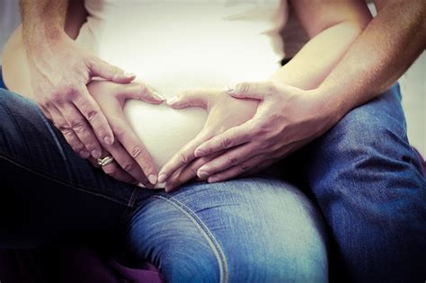 Percaya Diri Saat Tanda Tanda Melahirkan Datang | Tumpi.id