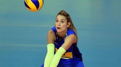 Ao utilizar nosso site, você aceita os termos de uso e política de privacidade. CBN - Rio 2016 - Camila Brait, Tandara e Roberta são ...