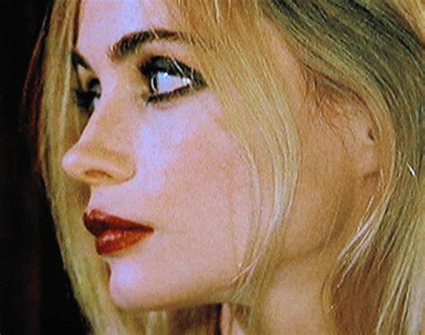 2 марта, 1989 рыбы рост: Emmanuelle Béart | Nathalie 2003 (d. Anne Fontaine ...