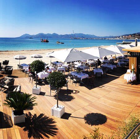 Consulta en tripadvisor opiniones de restaurantes en cannes y busca por precio, ubicación y más. Ondine Plage, Cannes - Restaurant Reviews, Photos ...