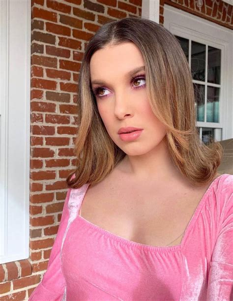 Millie bobbie brown hands over social media accounts to health experts. Millie Bobby Brown Beautiful Pictures - Instagram Photos 12/04/2020 - Celebskart