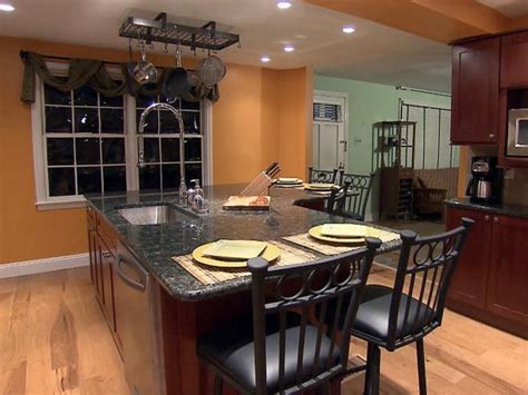 A good general rule to go by is 60cm per person (24 inches). Kitchen Island Chairs | HGTV