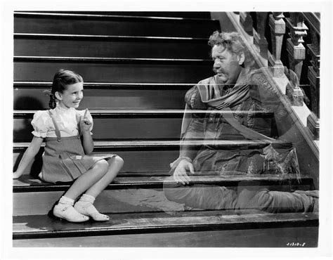There have been several screen adaptations, most notably a 1944 film directed by jules dassin and starring charles laughton as sir simon. Le Portail ZEN » Est-ce que les fantômes existent?