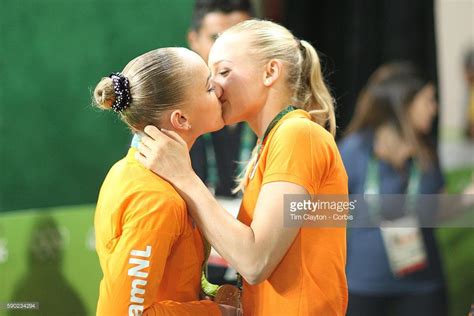 Lieke wevers en sanne wevers. Dutch twin sisters Lieke and Sanne Wevers kissing after ...