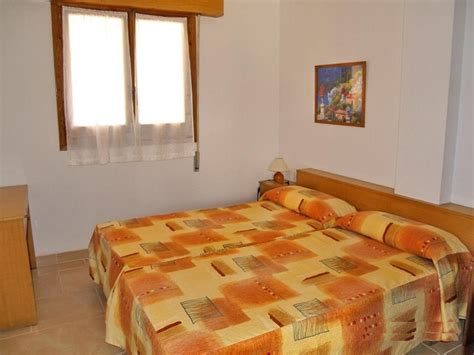 Great deals for apartamentos den bossa 4 rooms. Arlanza Appartamenti Ibiza 2 Chiavi Playa d'en Bossa ...