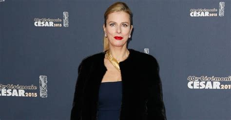 Karin viard est la comtesse de montmirail. Karin Viard au casting du film Les Visiteurs 3 : la ...