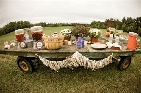 And with these 40 diy barn wedding ideas, you'll get just that; 50 Enlighten Ideas for Barn Dance Decor - Beauty of ...