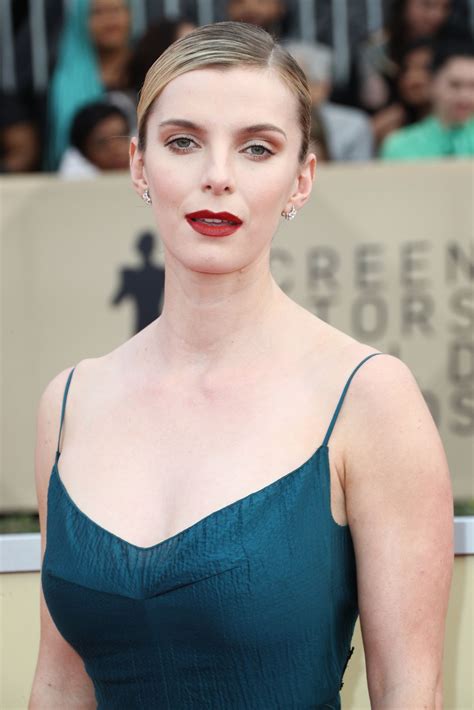 Alison brie & betty gilpin speak at 2018 mtv movie and tv awards. Betty Gilpin - 2018 SAG Awards in LA