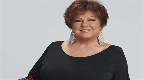 Born in cavriago, berti began her career in 1962 and had her first success in 1965 with the song tu sei quello. Orietta Berti: "Orgogliosa di portare all'Ariston il bel ...