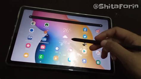 With incredibly slim bezels — measuring 0.3 to 0.4 inches — the galaxy tab s6 lite is closer to a floating panel than any other tablet in this price range. SAMSUNG TAB S6 LITE REVIEW, SPESIFIKASI, HARGA - YouTube