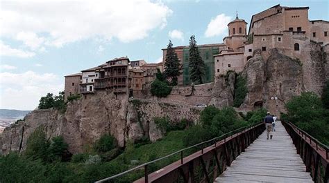 Venado de monte en agridulce. Ciudades del Ecuador: CUENCA