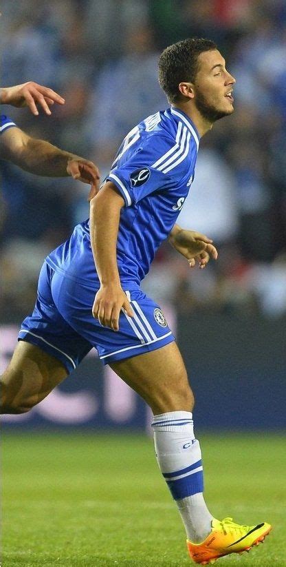 Dünyaca ünlü futbolcu eden hazard futbol hayatına doğup büyüdüğü belçika'nın tubize takımı ile adım atmıştır. 151 best Eden Hazard Chelsea. images on Pinterest ...