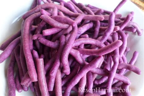 Selain itu, ubi ungu mengandung karbohidrat kompleks yang rendah kalori, tinggi serat, mineral, dan vitamin. Stik Ubi Ungu (Sweet Potato Churros) Renyah dan Ekonomis