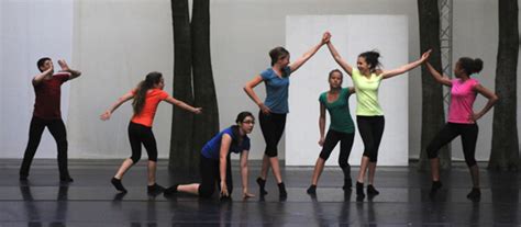 Louise dorthea harder fischer er medlem af bestyrelsen. Danseuse, chorégraphe. pédagogue, Manon Hotte évolue dans ...