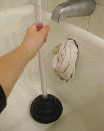 The first step in clearing a clogged bathtub drain is to visually inspect the drain. How To Unclog A Bathtub Drain Without Chemicals | Unclog ...