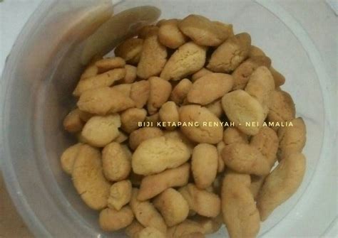 Apalagi jika disantap sambil ditemani segelas kopi atau es teh atau teh hangat. Resep Biji Ketapang Renyah (asli enak, anti gagal) oleh Nei Amalia - Cookpad