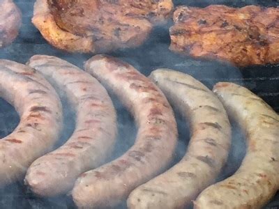 Der vermieter kann einem bereits im mietvertrag oder nach beschwerden der nachbarn verbieten, auf dem balkon oder der terrasse zu grillen. DAWR > Grillen und Recht: Grillen auf Balkon - Grillen im ...