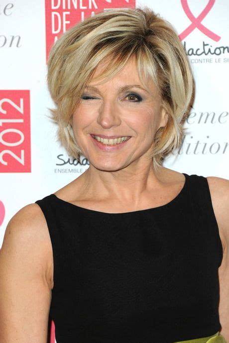 À la suite d'un entretien d'embauche qui se passe pour lulu femme nue, solveig anspach retrouve la comédienne karin viard avec laquelle elle avait tourné son premier long métrage en 1999, haut les. Pendant ses études, elle était mannequin | Coiffure ...