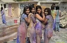 girls holi hot indian desi pakistani playing teen rain lahore wallpaper school mobile wallpapers beautiful lums university college suraj aunties