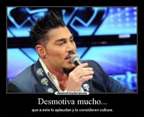 14 ricardo cantando bad romance. Imágenes y Carteles de SHOWMATCH | Desmotivaciones