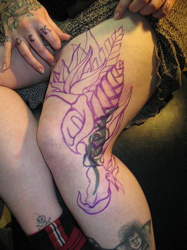 Tattoos on girls thighs ideas best thigh tattoos designs for women. aboutsex: women tattoos on thigh