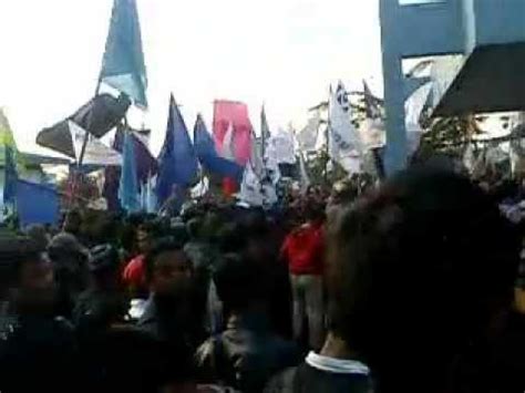 27 pondok ungu bekasi 17132 indonesia. BURUH BEKASI BERGERAK PT.DAELIM INDONESIA.3gp - YouTube