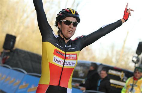 März 2008 (das erste) blum und perlmann, reto flückiger: Offroadbiking - Zwaar bevochten titel voor Sanne Cant in ...