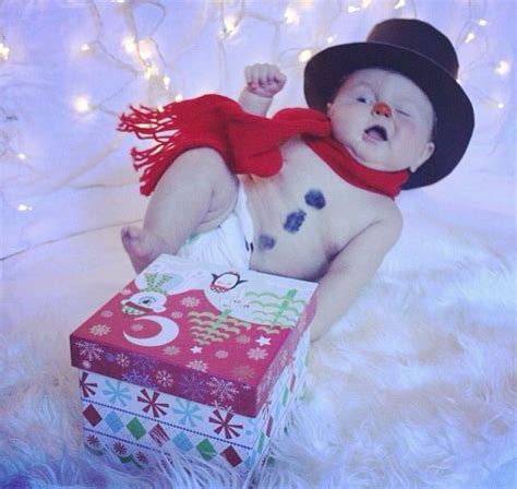 Frosty the snowmen snowman animal memes funny animals christmas movies hilarious funny gifs winter. Frosty the snowman | Baby christmas card, Funny christmas ...