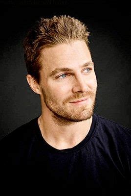 Stephen amell is a canadian actor, known for portraying oliver queen / green arrow in the arrowverse television franchise (based on the comic character of the same name) and casey jones. Pin en STEPHEN AMELL (ACTOR) TORONTO, CANADA 1981