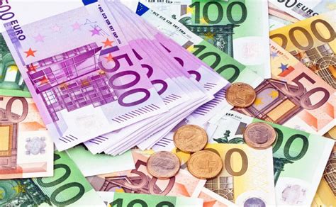 Diamen23 » 31 maja 2016, 15:50. Niemcy: Syryjski uchodźca zwrócił 150 tysięcy euro, które ...