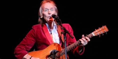 The article talks about a famous singer and guitarist, along with calculating his net worth. Gordon Lightfoot Pictures - Gordon Lightfoot Photo Gallery ...