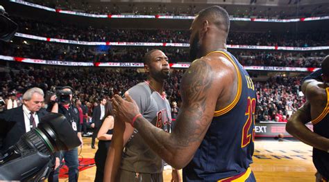 Baca novel si karismatik charlie wade : Dwyane Wade defends LeBron James in Charles Barkley feud ...