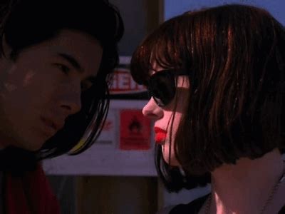 With james duval, rose mcgowan, johnathon schaech, cress williams. the doom generation gifs | WiffleGif