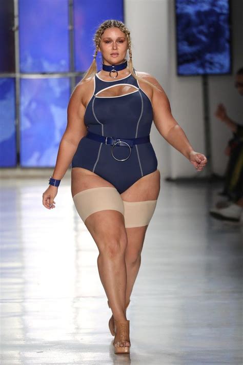 Petite modelling is now commonplace in the modelling industry. New York Fashion Week Had the Most Plus-Size Models Ever ...