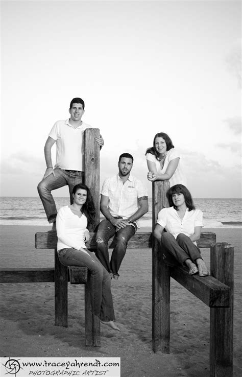 See more ideas about family beach pictures, beach pictures, family beach. Pin on Photography - Poses & Props, tips and ideas