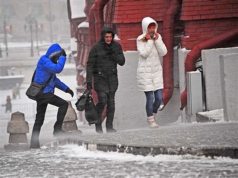 К следующим выходным столбик термометра в москве поднимется до отметки в +31 градус. ? Гисметео: нас ждет ледяной дождь и гололедица ...