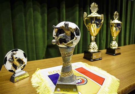 Citeste acum toate articole despre campionatul european de fotbal 2020 pe digi24.ro. România Organizează Turneul De Calificare La Campionatul ...