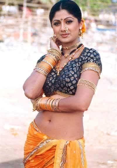#sareedraping #kashtasadi #dhotisari this is a famous maharashtrian kashta dhoti sari draping tutorial, hope you enjoy this video. Shilpa Shetty | Kashta saree, Beautiful saree
