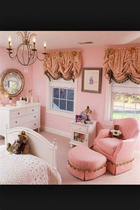 Pink bedroom designs for teenage girls. Pin by Rosie Soto on Decorating-pink | Girl bedroom decor ...