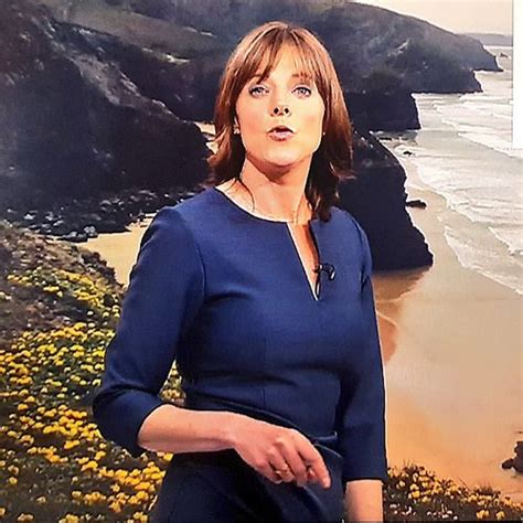 Louise lear (born 1968 in sheffield), is a bbc weather presenter, appearing on bbc news, bbc world news, bbci and bbc radio. Louise Lear : Louise Lear Fan Page Louiselearpage Twitter : She graduated from the university of ...
