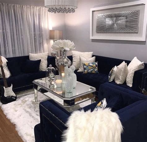 This color combo does provide not only a calm atmosphere in the room but also elegant look at the same time. Pin by massiel nunez on Home decor | Living room decor apartment, Blue furniture living room ...