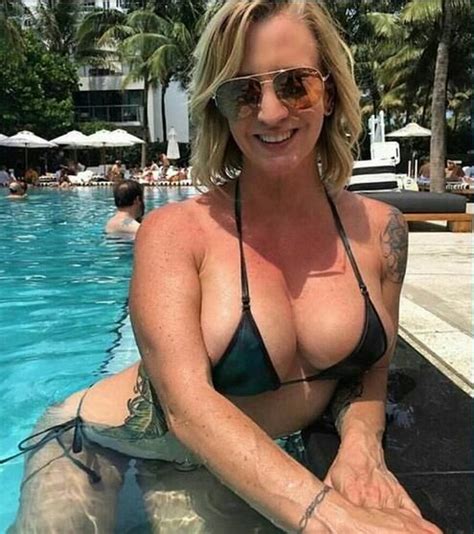 If you're one of the millions of singles over 50 in the us looking for romance and companionship, silversingles is the site for you! Pin on mature women