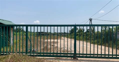 We would like to show you a description here but the site won't allow us. SALE / RM8.5mil / 8.78 ACRES AGRICULTURAL LAND , PEKAN ...