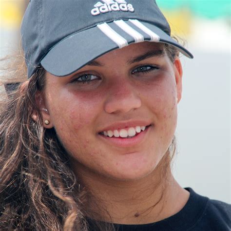 Kiran badloe (born 13 september 1994) is a dutch windsurfer. Team - Yade Corporate