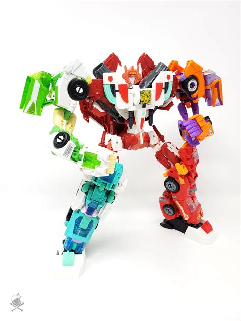 Transformers Orthia Combiner, with Power... - DaimChoc Reports - ダイムチョック・リポーツ | Facebook