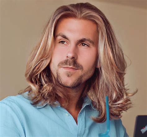 Go on to discover millions of awesome videos and pictures in thousands of other. Hot Guy with Blonde Hair in 2020 | Men blonde hair, Boys ...